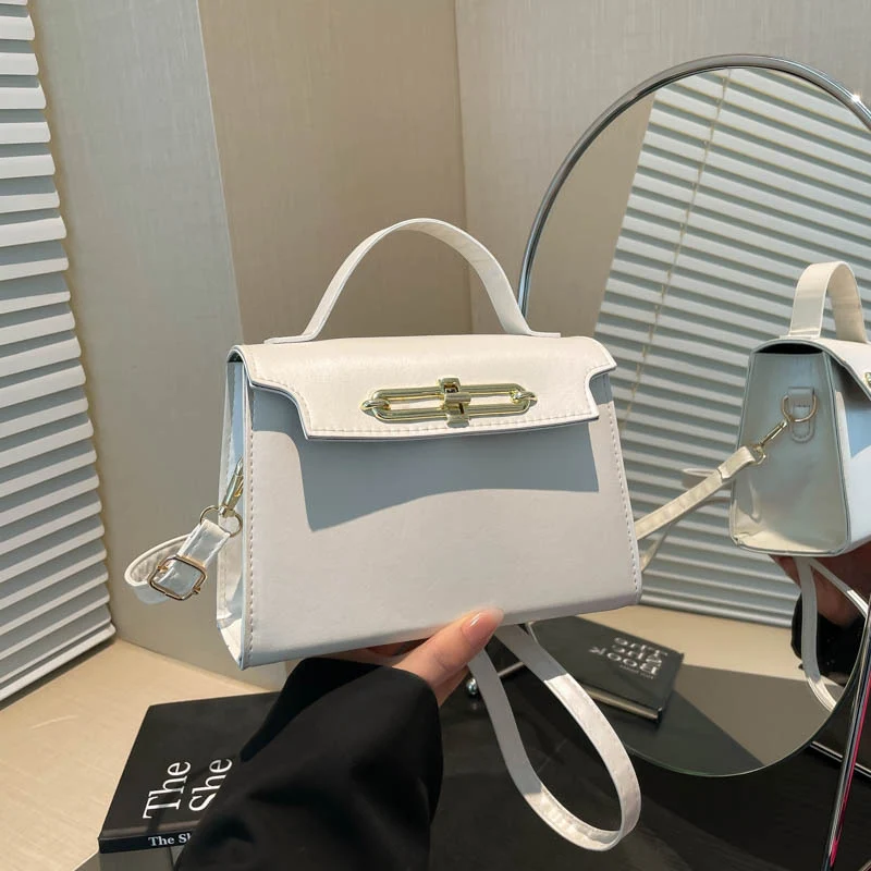 Klassische strukturierte Handtasche