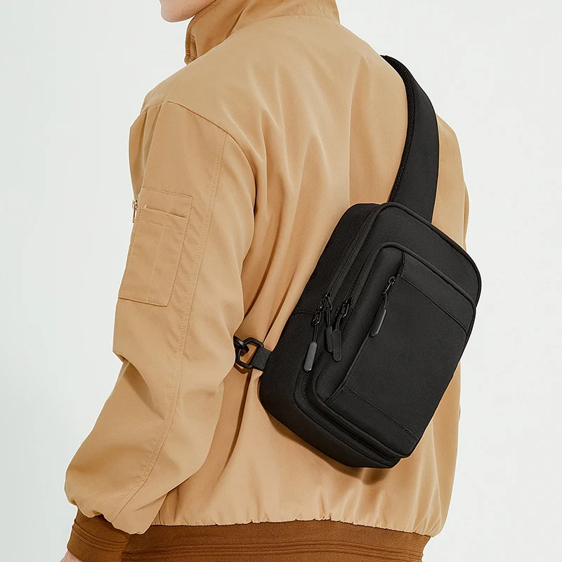 Kompakte Sling-Tasche mit mehreren Fächern Skanto
