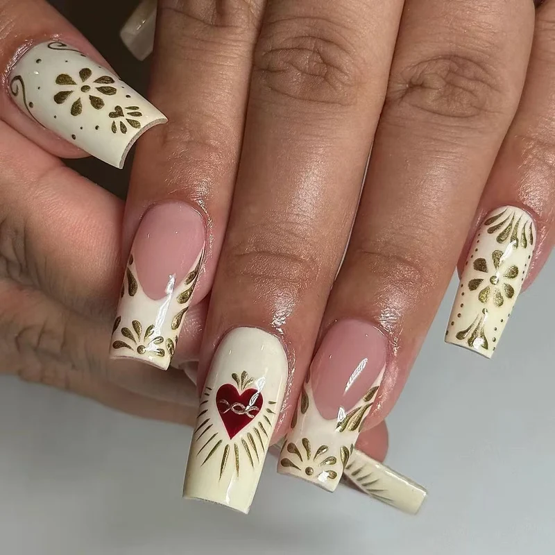 Dekorative Nagelkunst