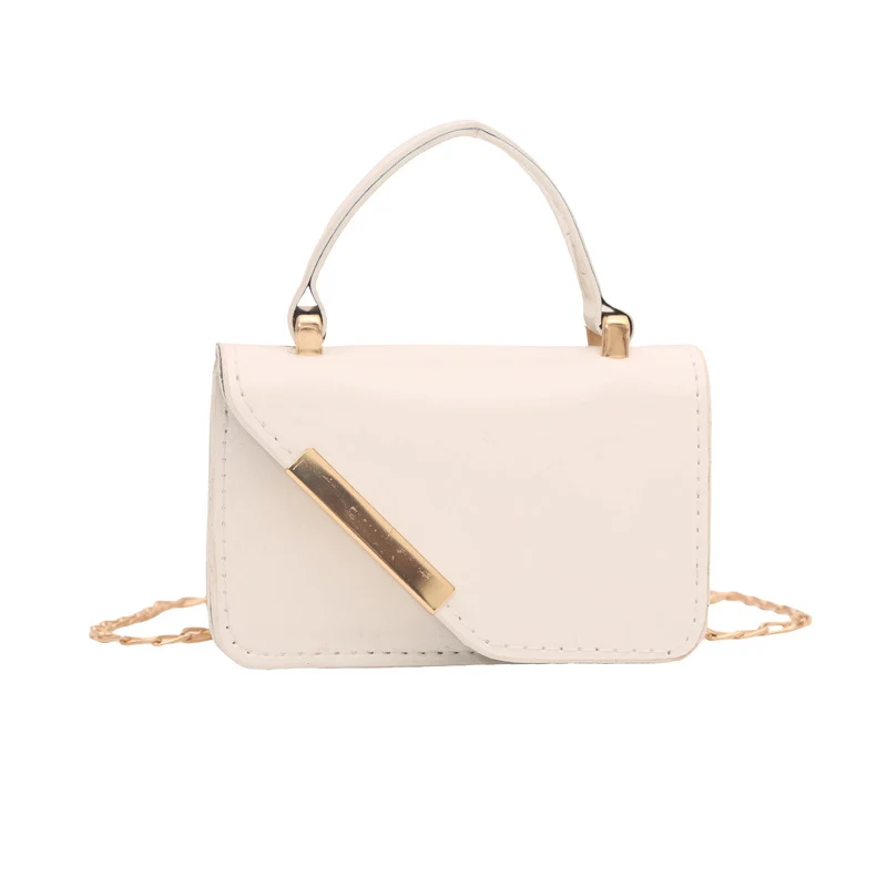 Elegante Handtasche aus patentiertem Leder