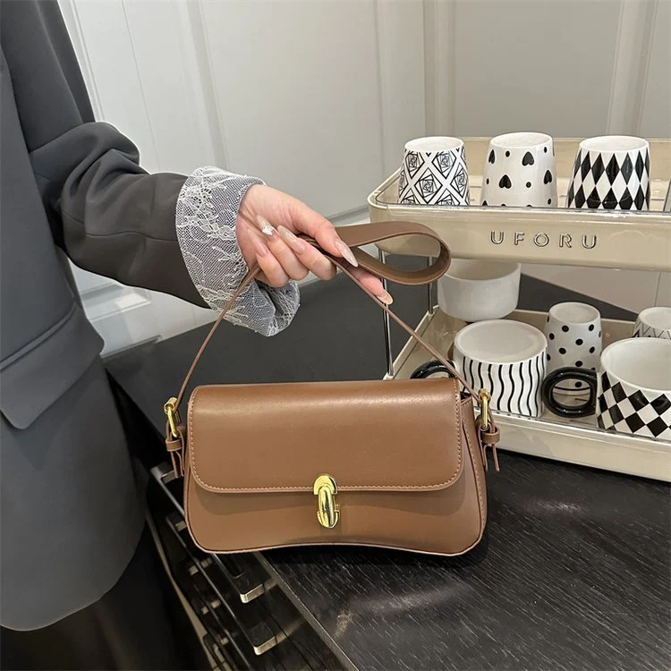 Elegante strukturierte Umhängetasche