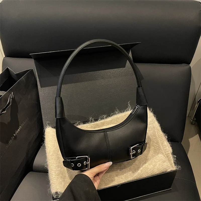 Moderner Minimalistischer Hobo Bag