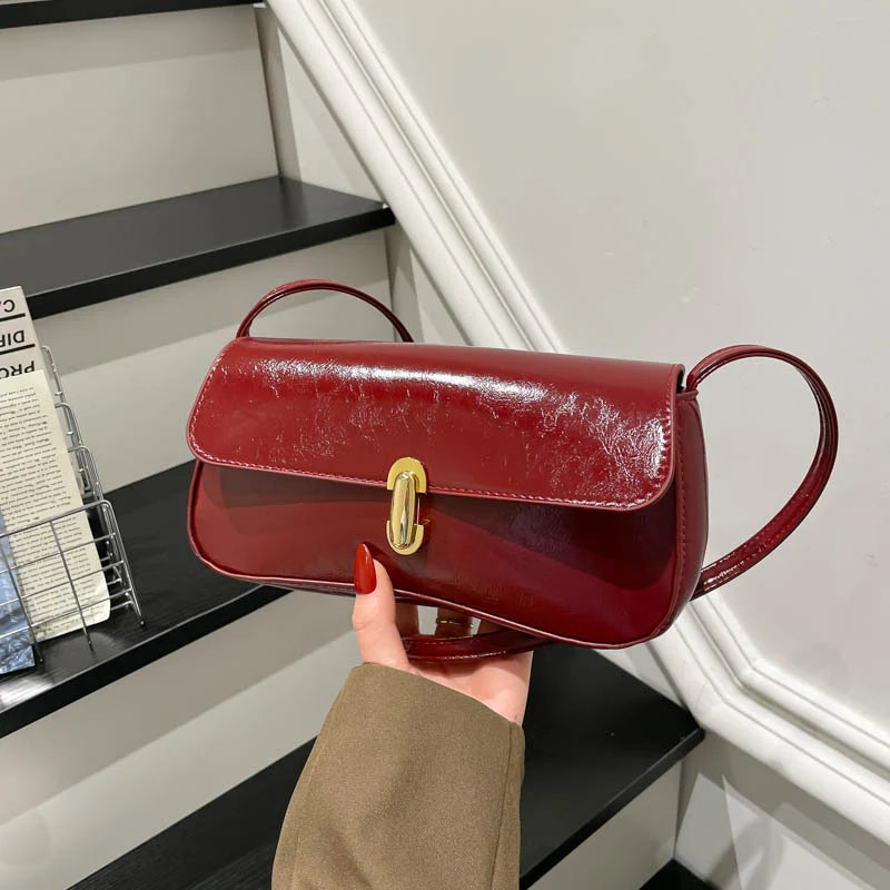 ModernMinimalistHandheldClutch