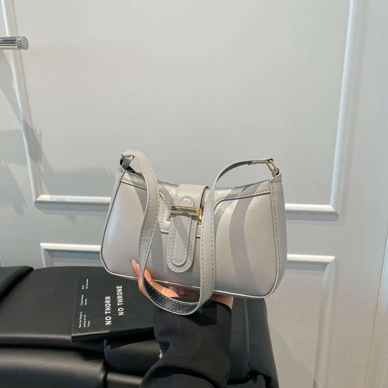 Strukturierte Handtasche