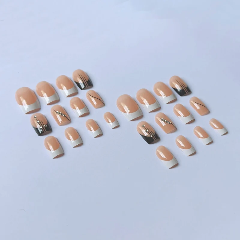 Elegantes dekoratives Nagelkunst-Set