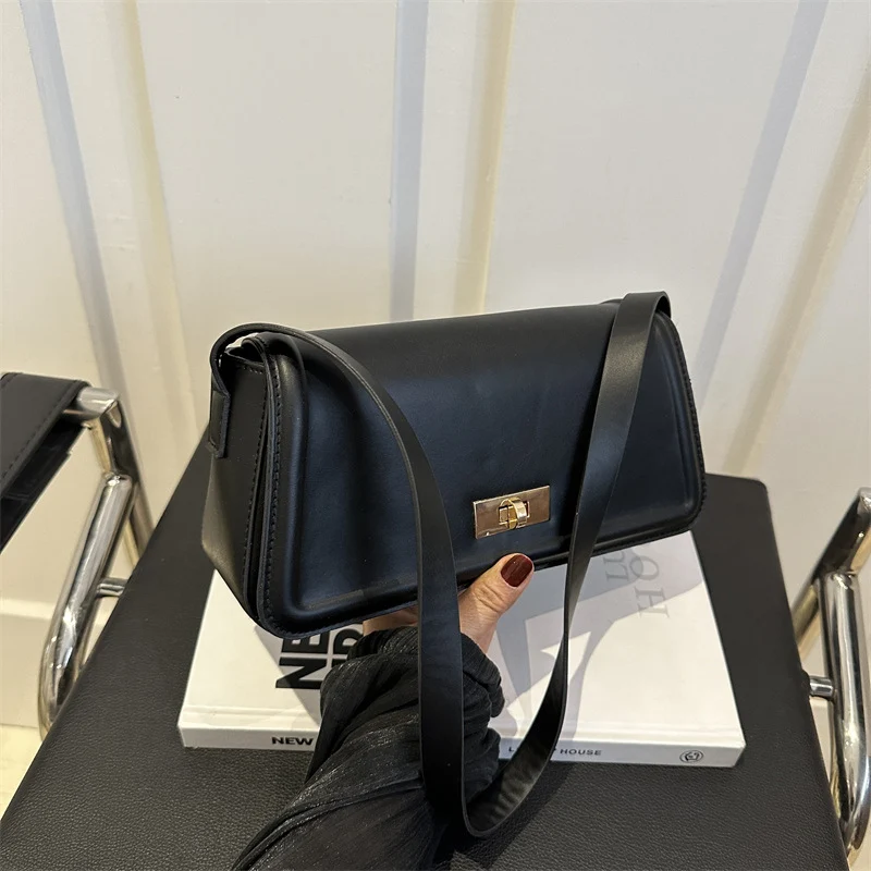 Moderne geometrische Handgelenk-Clutch