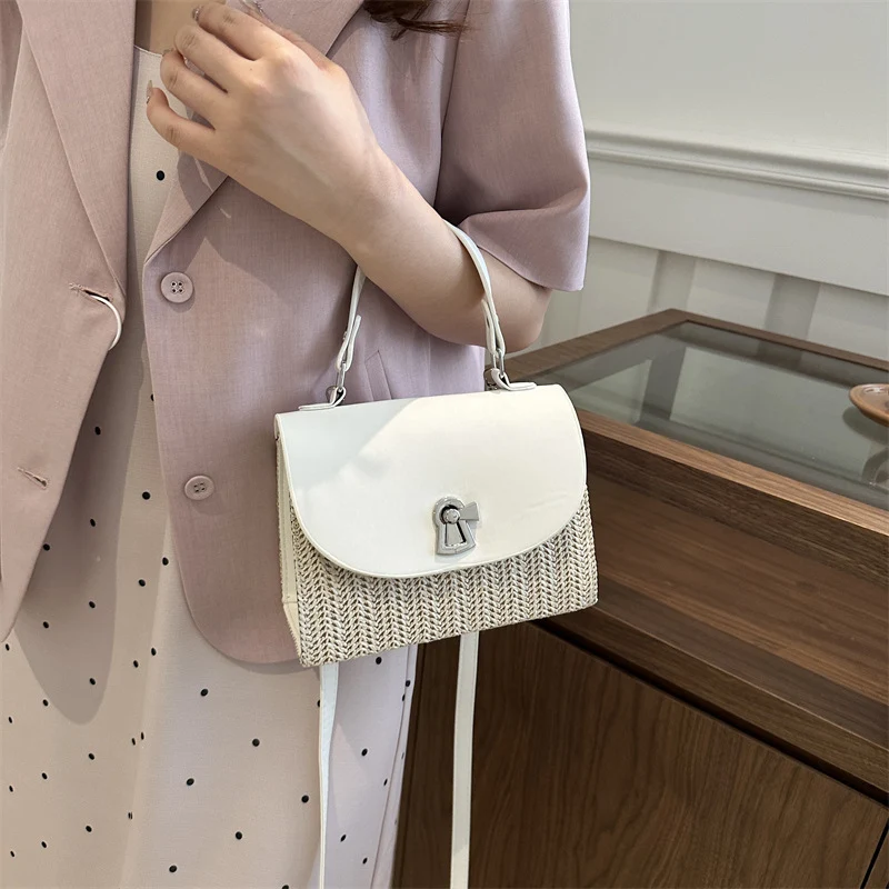 Elegante Handgefertigte Strohtasche