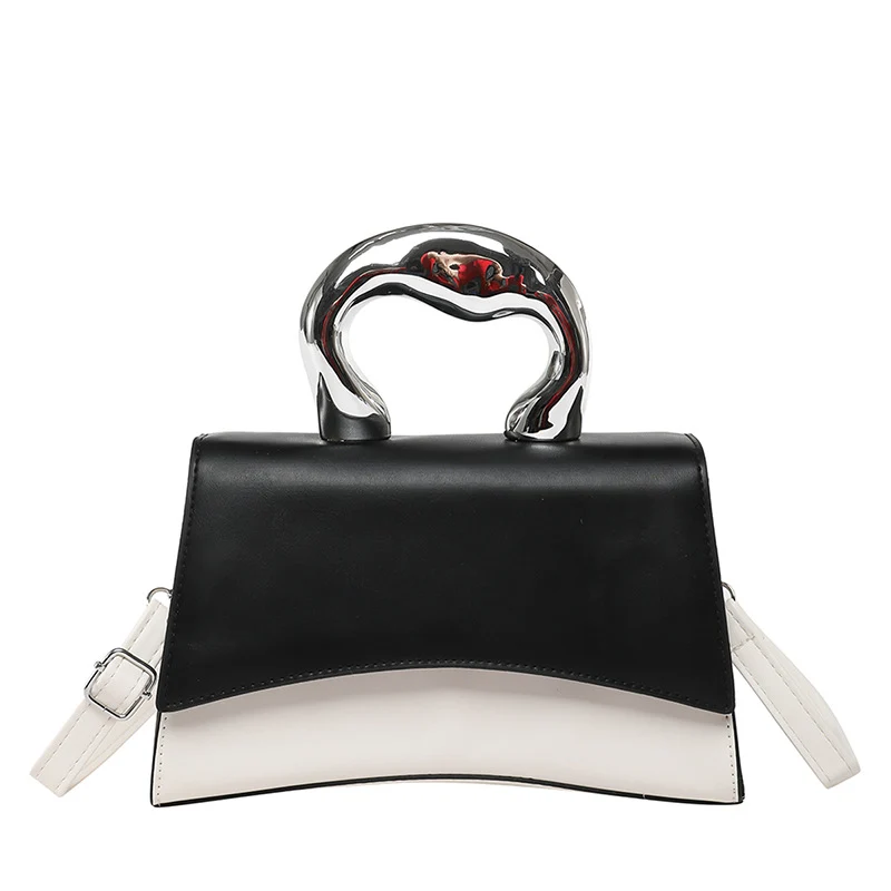Strukturierte Handtasche