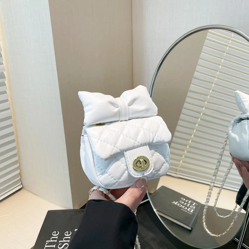 Gep quiltete Mini-Handtasche mit Schleifendetail