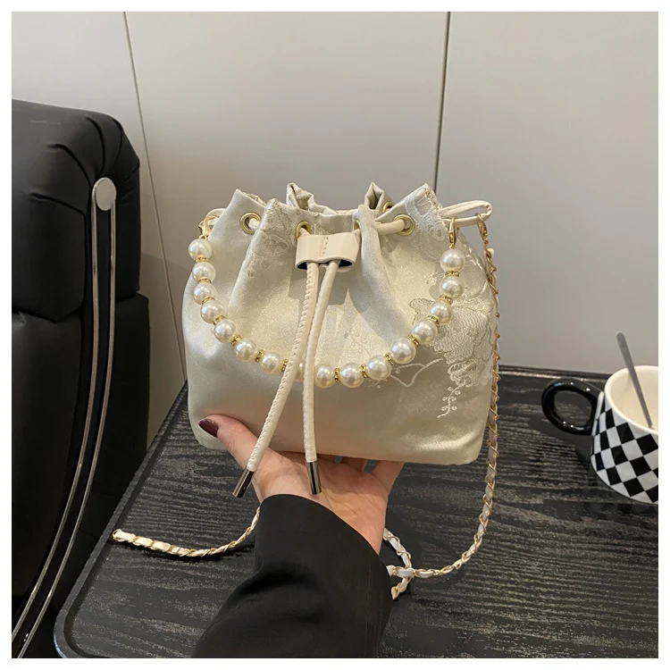 Elegante Kordelzug-Handtasche