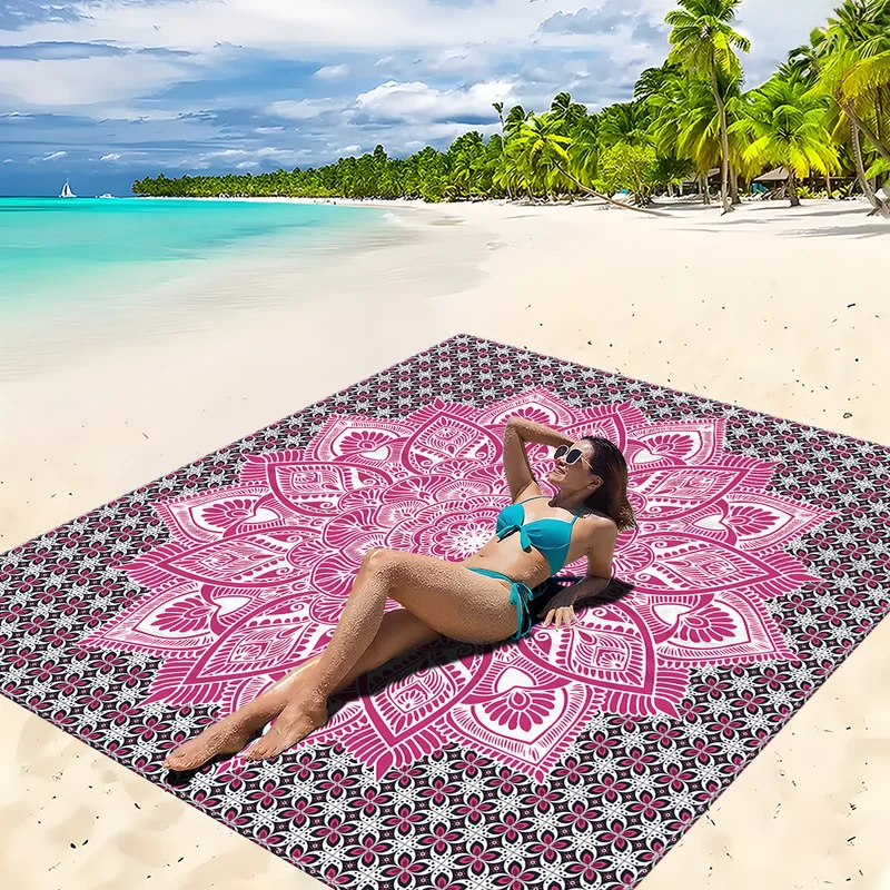 Strandmatte mit Mandala-Design Skanto