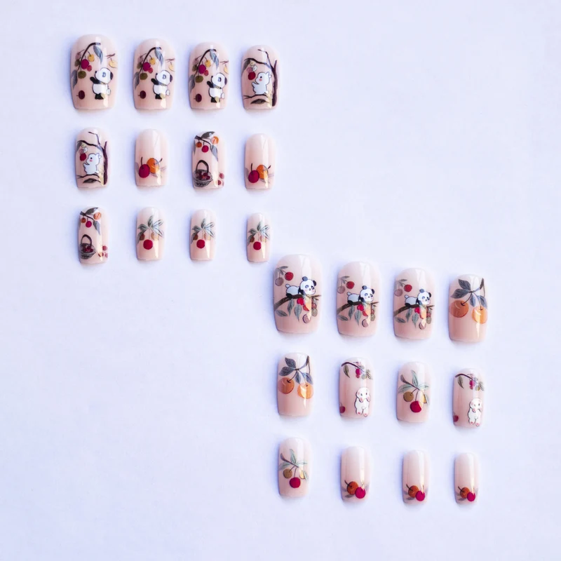 Künstlerisches von der Natur inspiriertes Nagelkunstset
