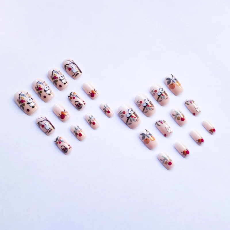 Künstlerisches von der Natur inspiriertes Nagelkunstset