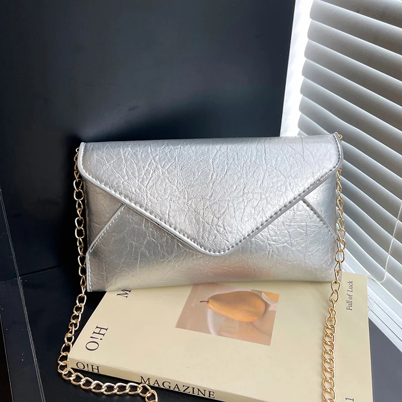 Elegante Ketten-Detail Crossbody Clutch