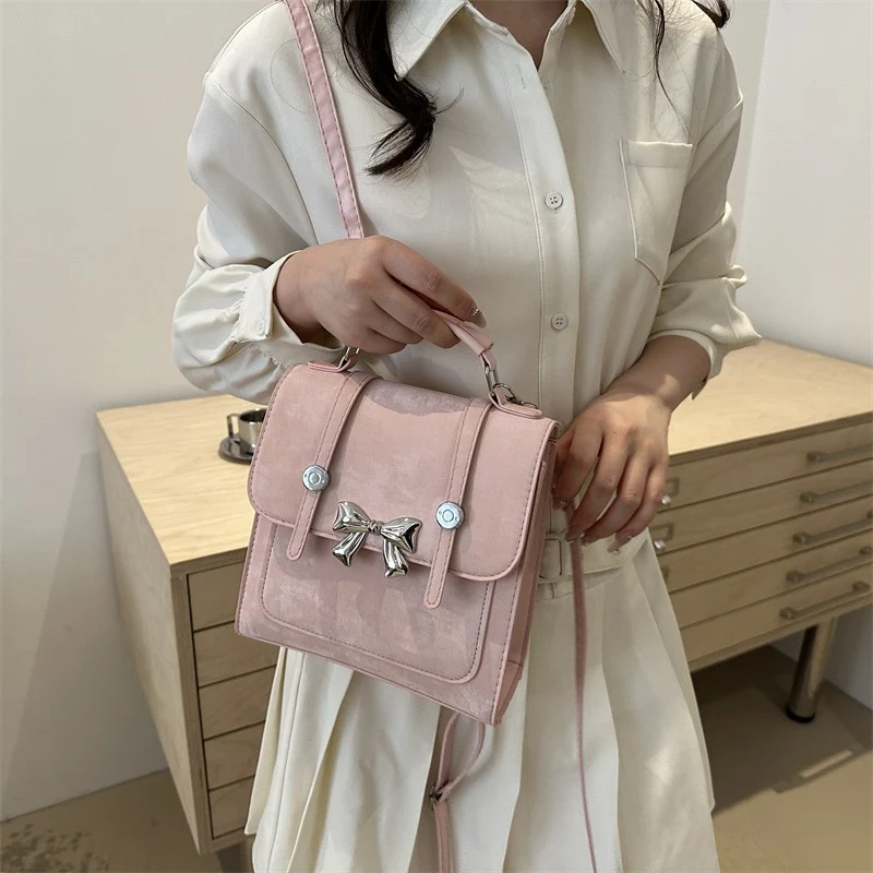 Eleganter Mini-Rucksack mit Schleifendetail