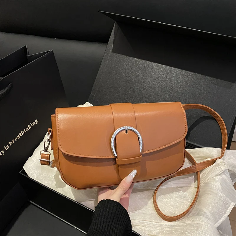 Strukturierte Crossbody-Handtasche