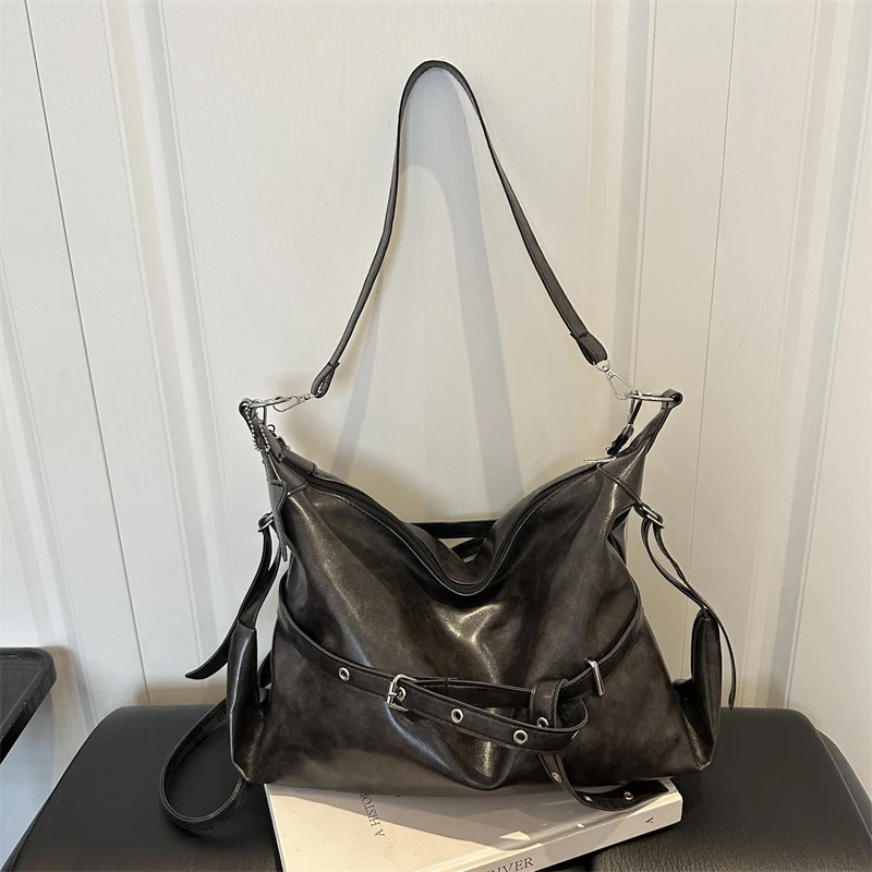 Schlappe Hobo-Handtasche