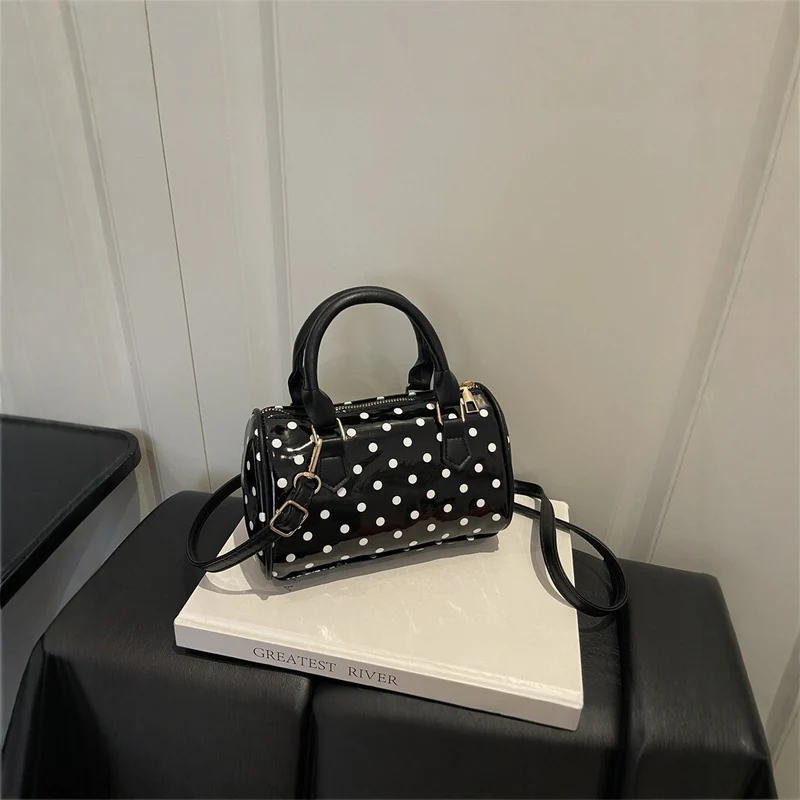 Punkte-Handtasche