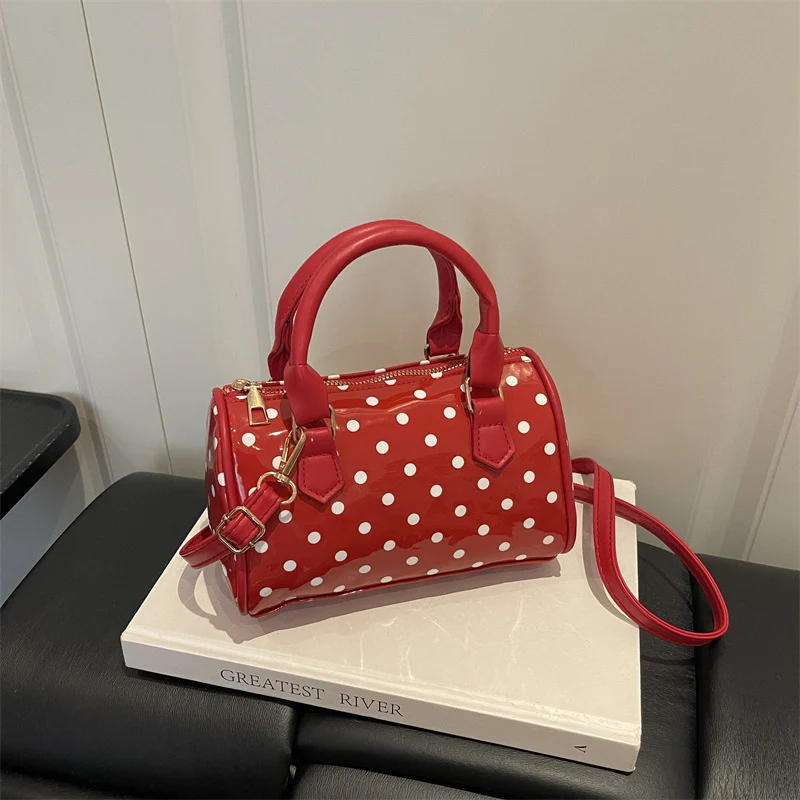 Punkte-Handtasche