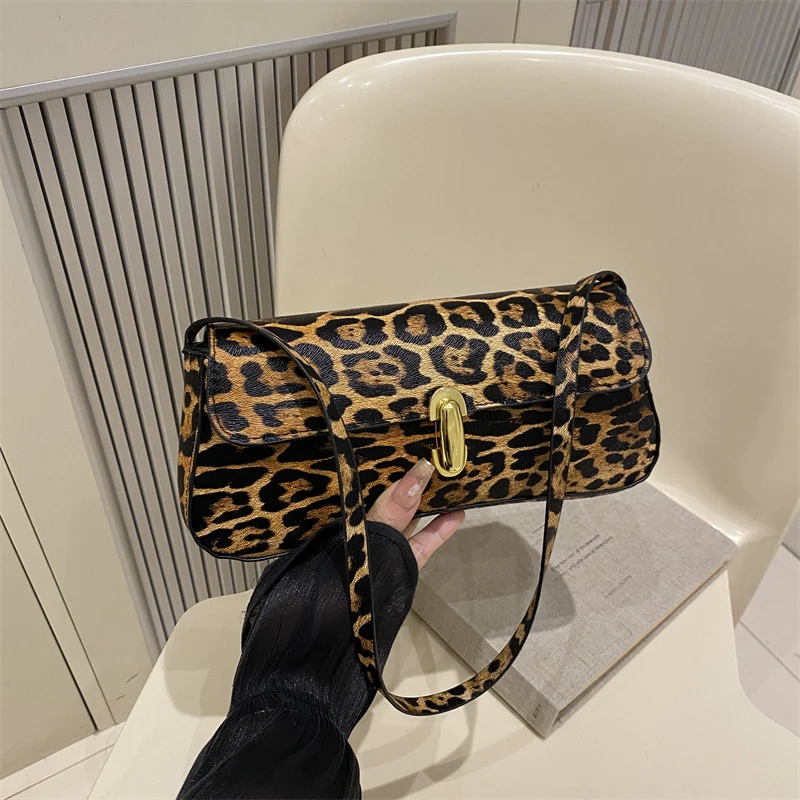 Leopardenmuster Clutch