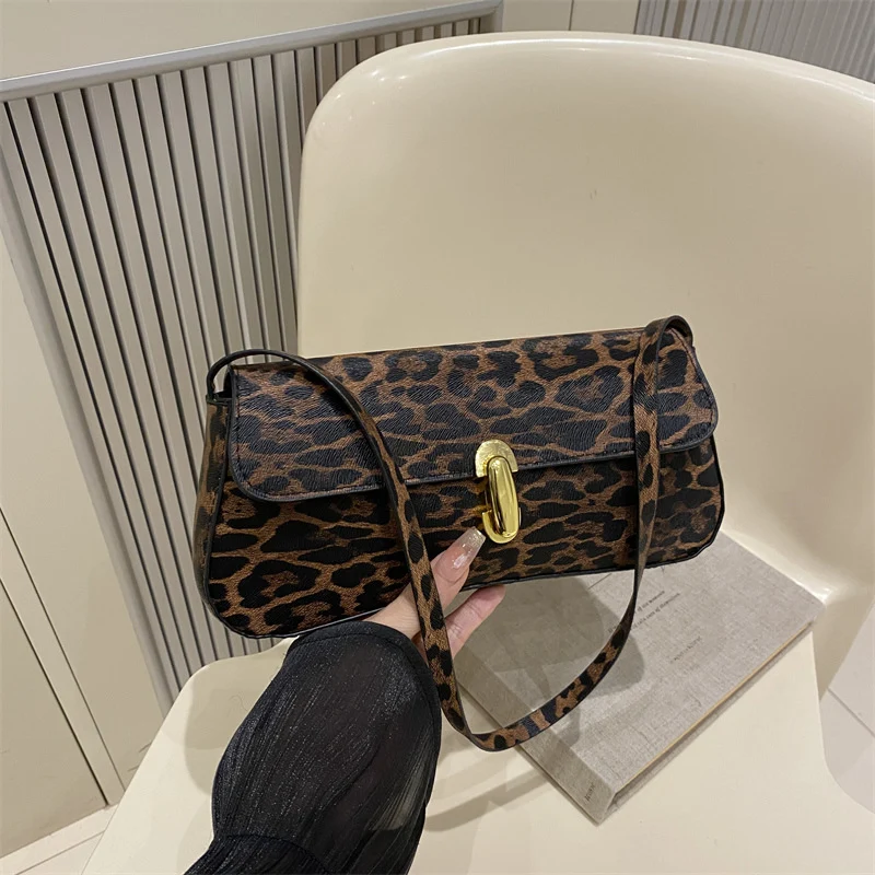 Leopardenmuster Clutch