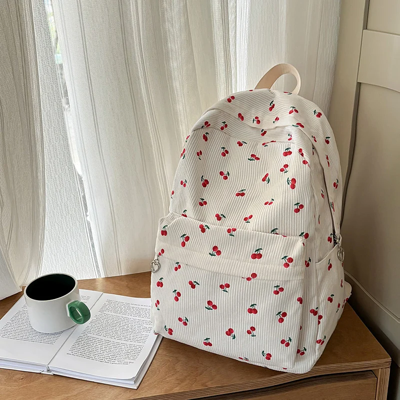 Blumengemusterter Freizeitrucksack Karnz