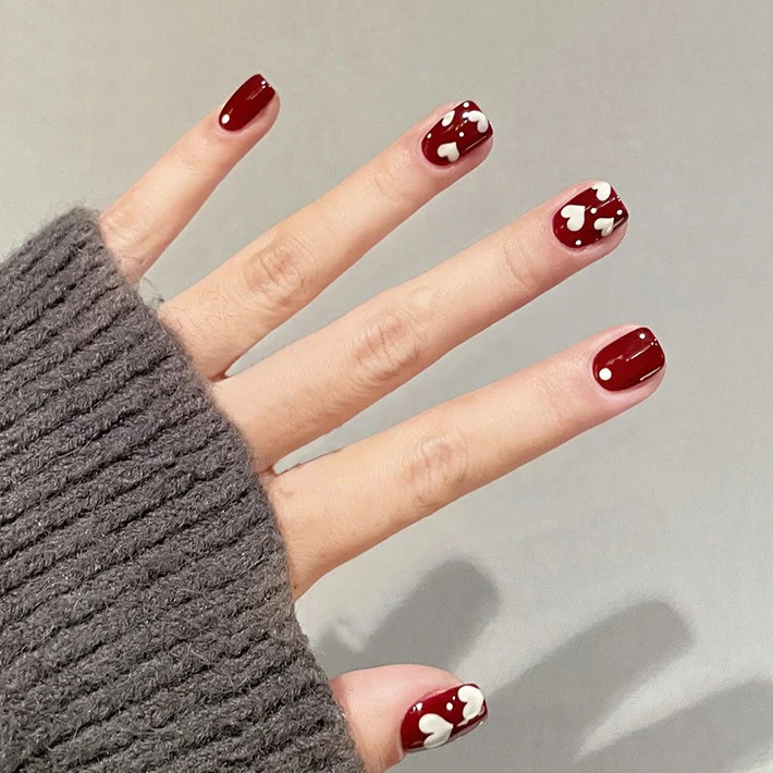 Künstlerisches Herzmotiv-Nagelkunstset