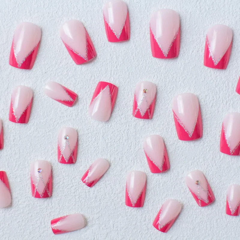 Künstlerisches French Tip Nagelset