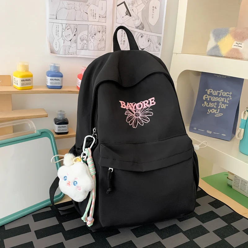 Blumenbestickter Freizeit-Rucksack Karnz
