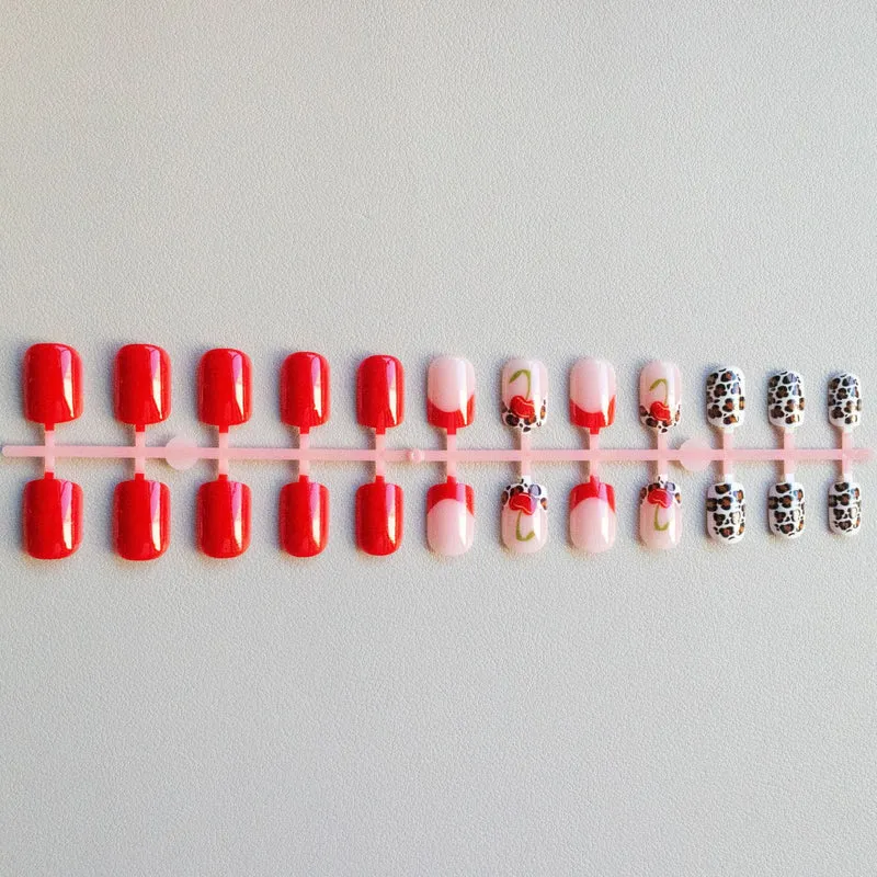 Künstlerische Nagelkunst