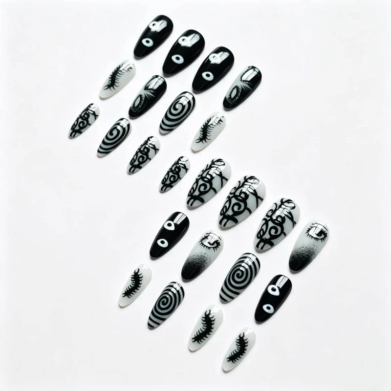 Künstlerisches von Halloween inspiriertes Nageldesign-Set