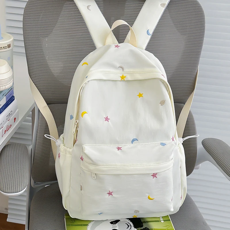 Gestickter Mond und Stern Rucksack Karnz