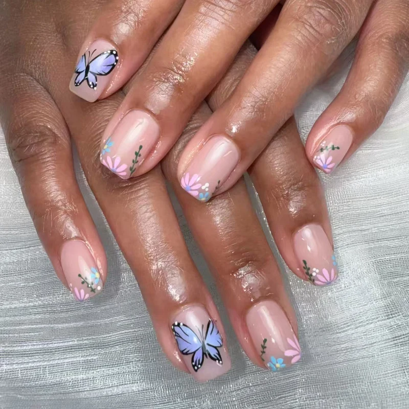 Künstlerisches Blumen- und Schmetterlings-Nail Art Set