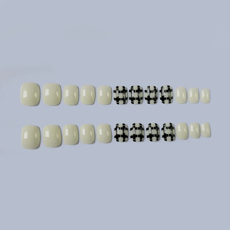 Künstlerisches Geometrisches Nagelkunstset