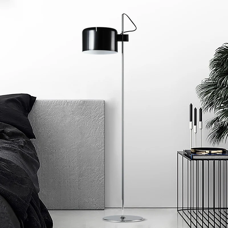 Moderne Metall Schreibtischlampe mit verstellbarem Schirm
