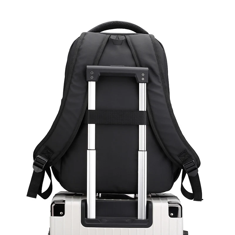 Praktischer tragbarer Laptop-Rucksack mit ständigem Zugriff und Sicherheitsfach Skanto