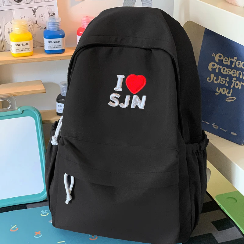 Gestickter Grafik-Rucksack Karnz