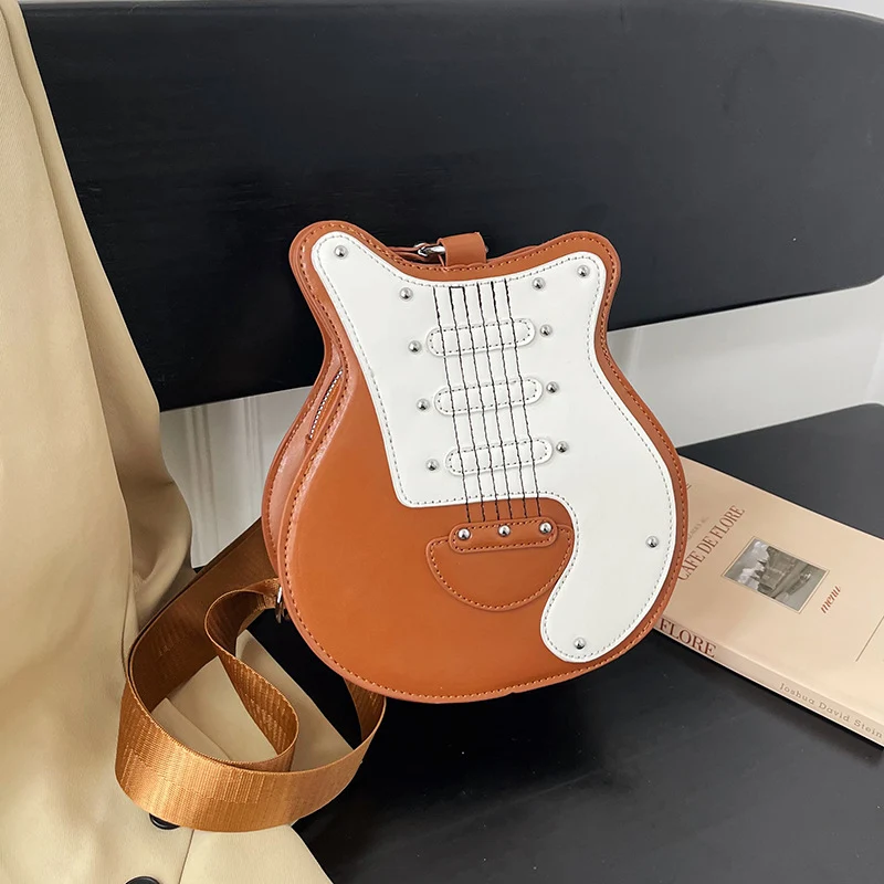 Guitar-förmige Umhängetasche