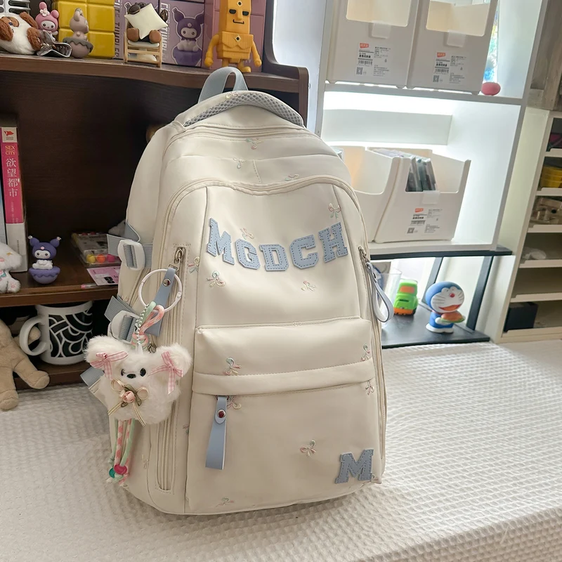 Bestickter Floral-gedruckter Rucksack Karnz