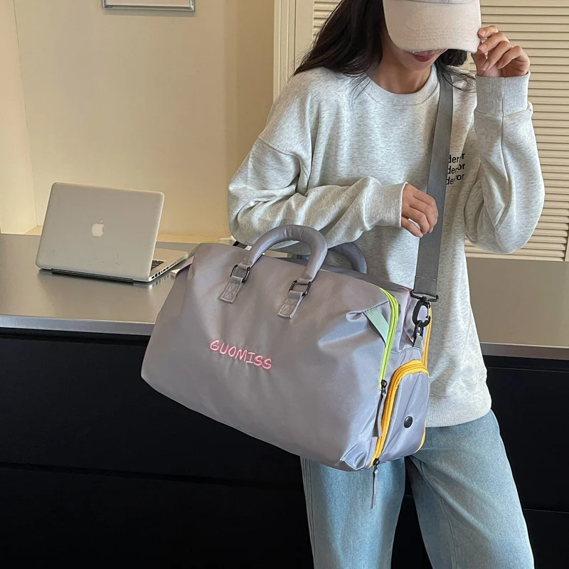 Hochwertige Multi-Taschen Sport Duffel Bag Karnz