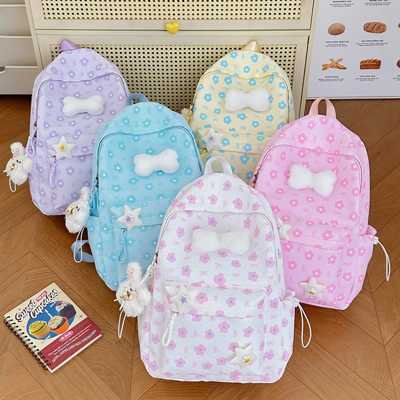 Blumenverzierte gemusterte Rucksack Karnz