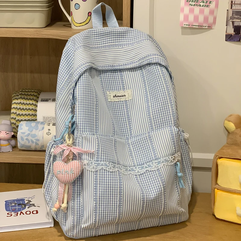 Süßer gestreifter Rucksack Karnz