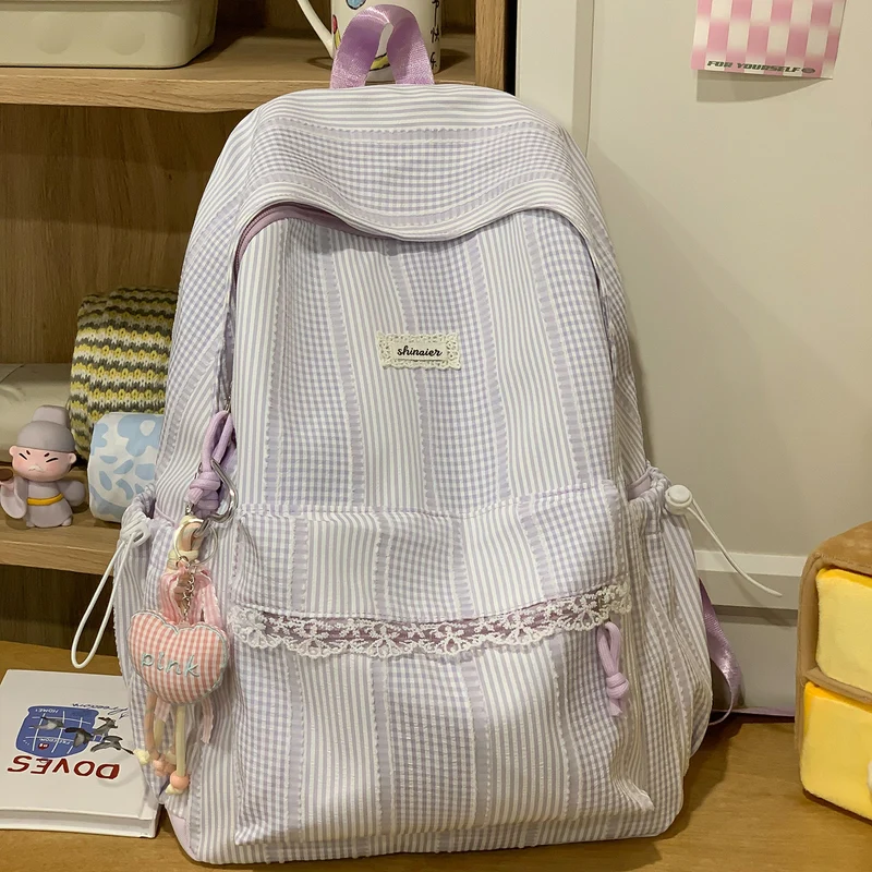 Süßer gestreifter Rucksack Karnz