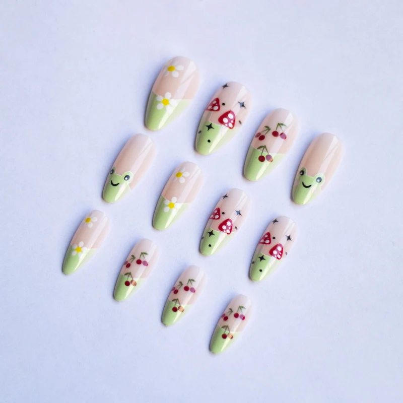 Künstlerisches Floral-Nagelkunst-Design-Kit 1790957892