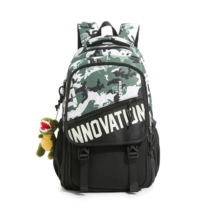 Hochwertiger Mehrfachfächer-Rucksack mit Plüsch-Schlüsselanhänger Karnz