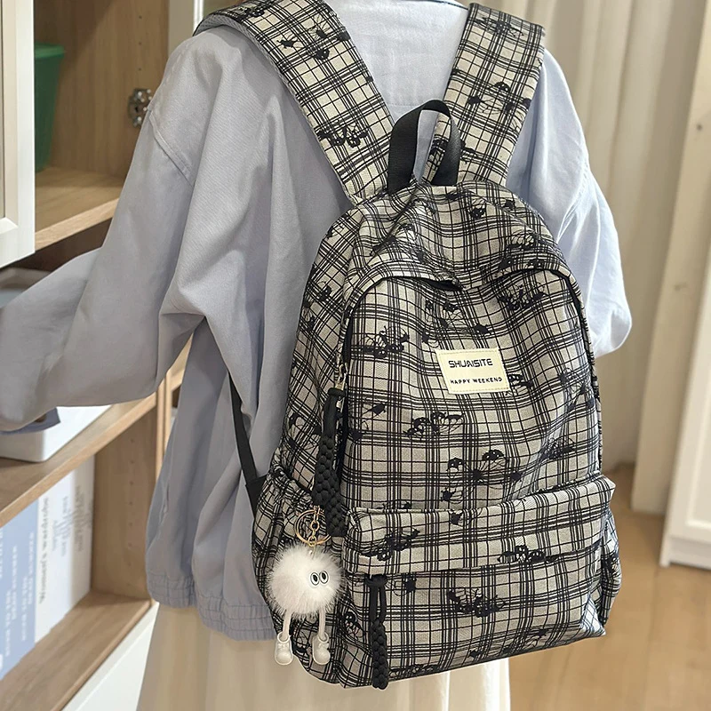Blumenverzierte Rucksack Karnz