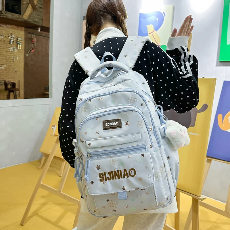 Süßer, mit Sternen verzierten Alltags-Rucksack Karnz