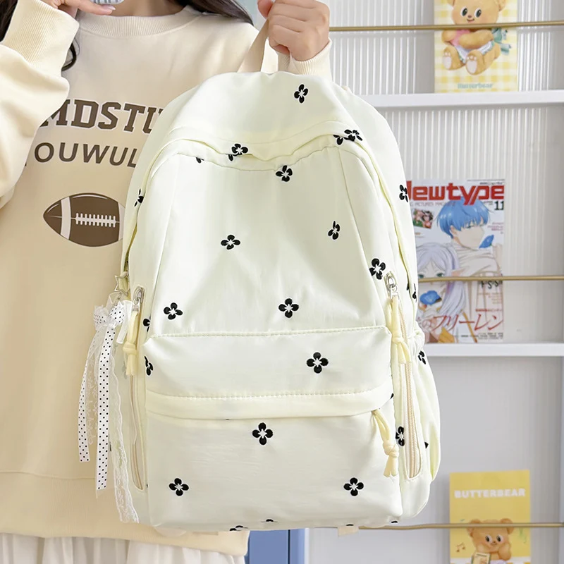 Bestickter Rucksack Karnz