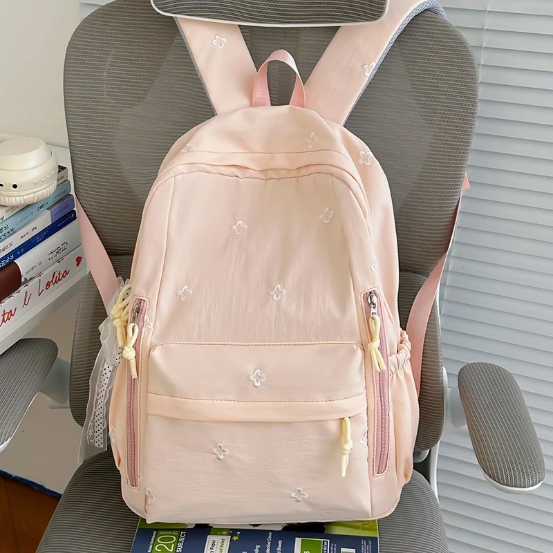 Bestickter Rucksack Karnz