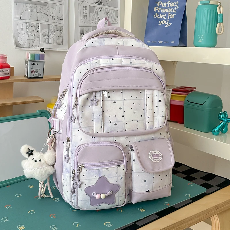Süßer illustrierter Charakter-Rucksack Karnz